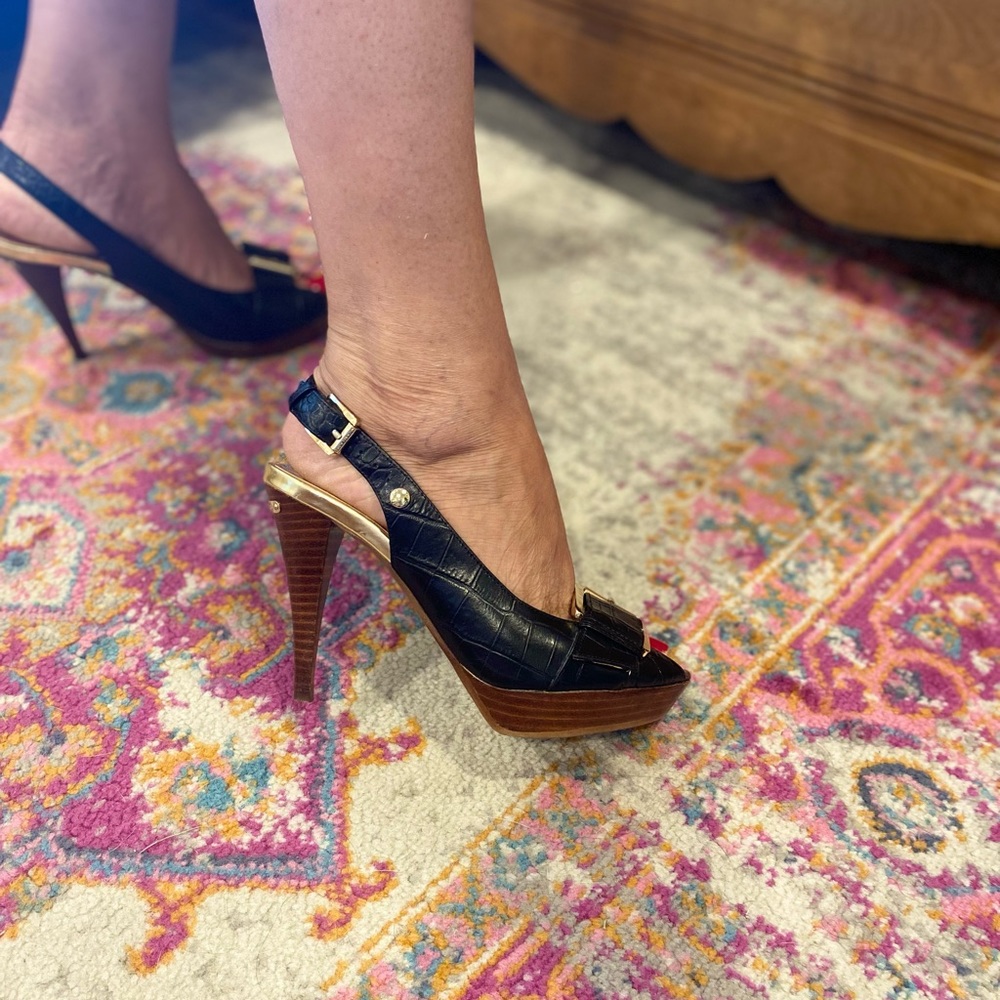 Michael Kors black peep toe pumps